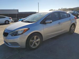 Kia Cerato / Forte / K3 LX 1.8L 4 2015