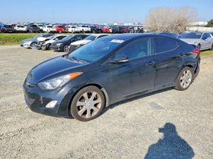 Hyundai Elantra GLS 1.8L 4 2013