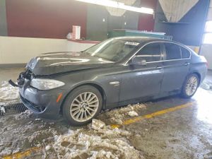 BMW 5 Series XI 3.0L 6 2011