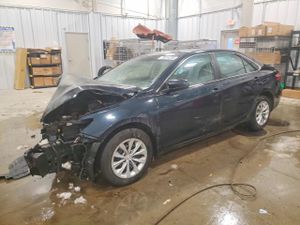 Toyota Camry LE 2.5L 4 2015