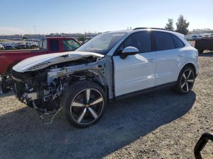 Porsche Cayenne E-HYBRID 3.0L 6 2025