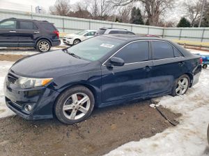Toyota Camry BASE 2.5L 4 2012