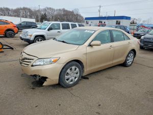 Toyota Camry BASE 2.5L 4 2010