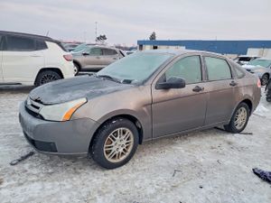 Ford Focus SE 2.0L 4 2011