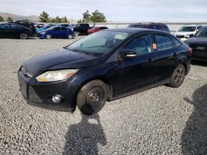 Ford Focus SE 2.0L 4 2014