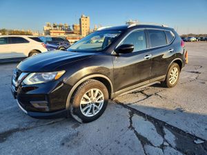 Nissan Rogue S 2.5L 4 2017