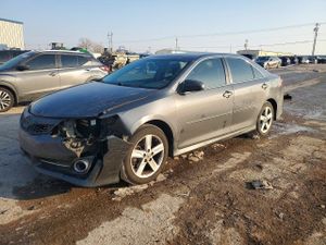 Toyota Camry BASE 2.5L 4 2012