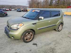 Kia Soul + 2.0L 4 2010