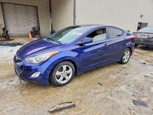 Hyundai Elantra GLS 1.8L 4 2013