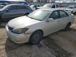 Toyota Camry LE 3.0L 6 2002