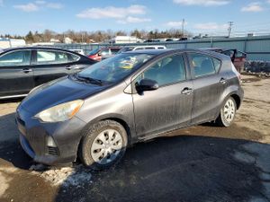 Toyota Prius 1.5L 4 2012