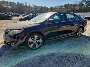 Toyota Camry SE 3.5L 6 2012