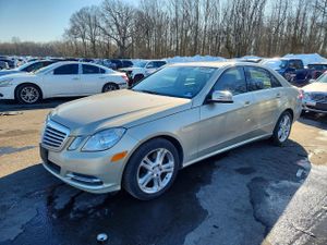 Mercedes-Benz E 350 4MATIC 3.5L 6 2013