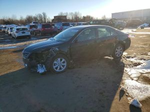 Toyota Camry BASE 2.5L 4 2010