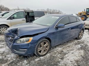 Volvo S60 PLATINUM 2.0L 4 2015
