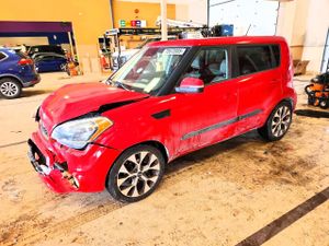 Kia Soul + 2.0L 4 2013