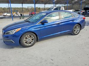 Hyundai Sonata SE 2.4L 4 2015