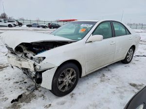 Toyota Camry LE 2.4L 4 2004