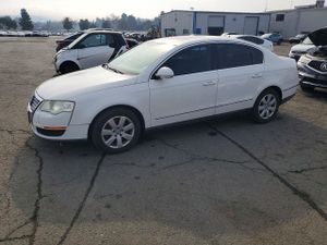 Volkswagen Passat 2.0T LUXURY 2.0L 4 2006