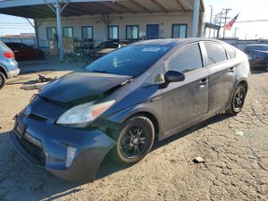 Toyota Prius 1.8L 4 2013