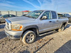 Dodge RAM ST 5.7L 8 2006