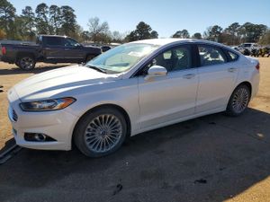 Ford Fusion TITANIUM 2.0L 4 2015
