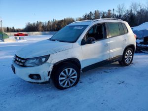 Volkswagen Tiguan S 2.0L 4 2013