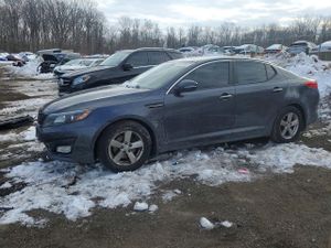 Kia Optima LX 2.4L 4 2015