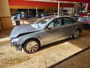 Audi A4 PREMIUM PLUS 2.0L 4 2011