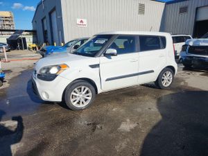 Kia Soul + 2.0L 4 2012