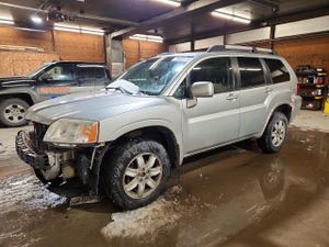Mitsubishi Endeavor LS 3.8L 6 2011