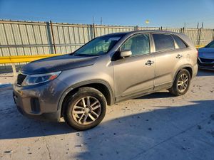 Kia Sorento LX 2.4L 4 2015