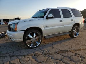 Cadillac Escalade LUXURY 6.0L 8 2005
