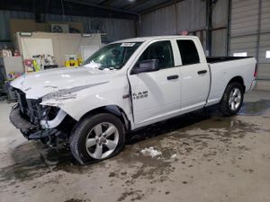 RAM 1500 ST 5.7L 8 2013