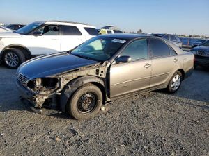 Toyota Camry LE 2.4L 4 2005