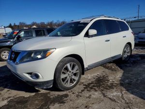 Nissan Pathfinder S 3.5L 6 2014