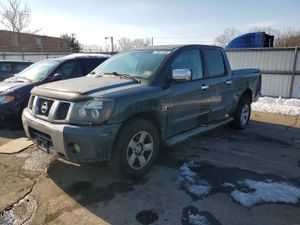 Nissan Titan XE 5.6L 8 2004