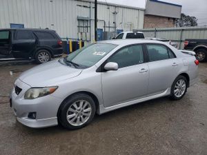 Toyota Corolla BASE 1.8L 4 2010
