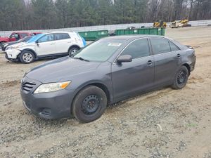 Toyota Camry BASE 2.5L 4 2010