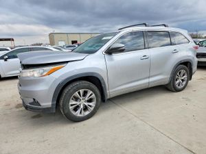 Toyota Highlander XLE 3.5L 6 2015