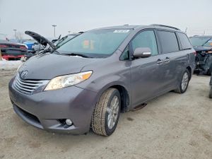 Toyota Sienna XLE 3.5L 6 2014