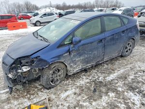 Toyota Prius 1.8L 4 2015