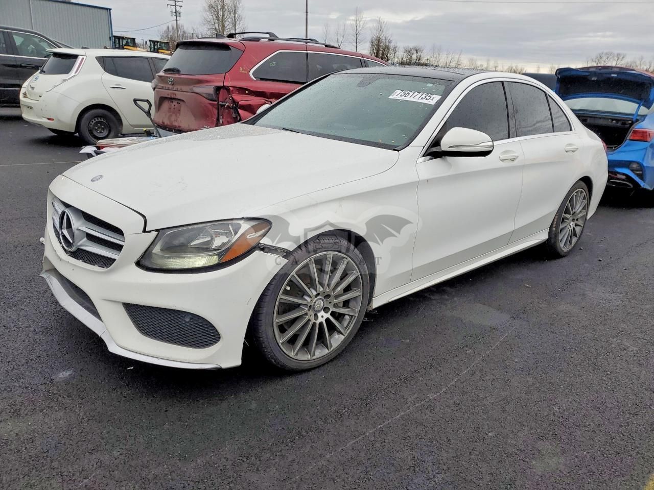 Mercedes-Benz C 300 4MATIC 2.0L 4 2015