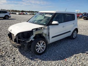 Kia Soul + 2.0L 4 2013