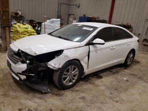 Hyundai Sonata SE 2.4L 4 2015