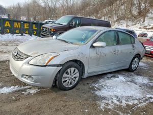 Nissan Altima BASE 2.5L 4 2010