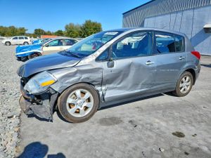 Nissan Versa S 1.8L 4 2012
