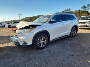 Toyota Highlander XLE 3.5L 6 2014