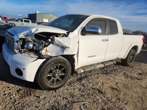 Toyota Tundra DOUBLE CAB LIMITED 5.7L 8 2011