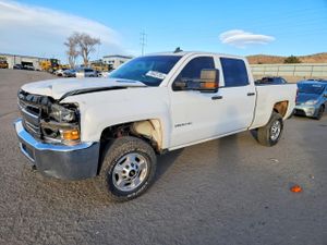 Chevrolet Silverado 1500 6.6L 8 2015